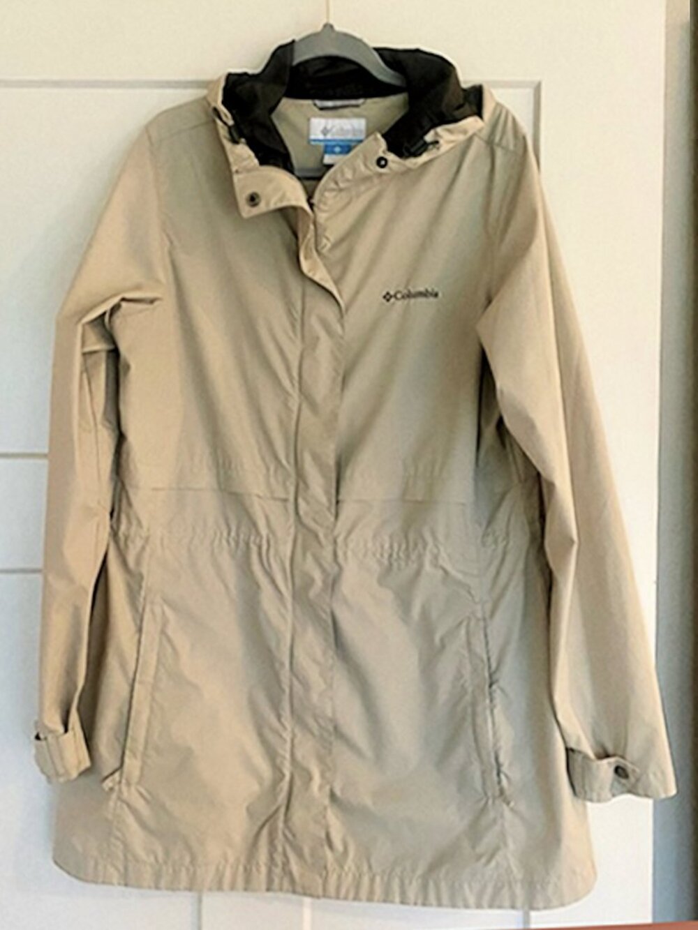 Women’s Breathable COLUMBIA Rain Jacket